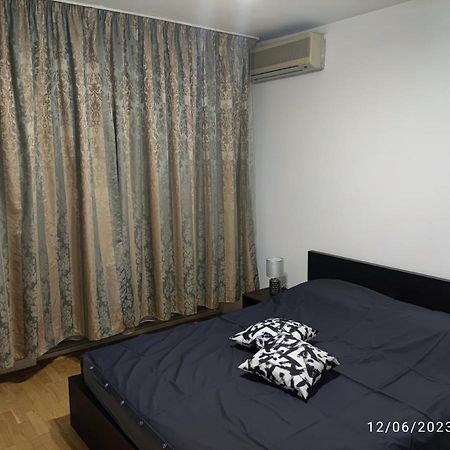 Fabian Central Apartment Bucarest Exterior foto