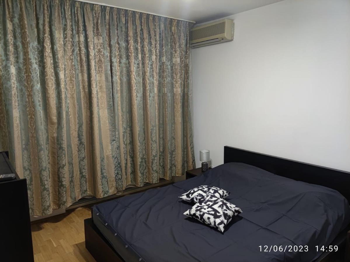 Fabian Central Apartment Bucarest Exterior foto